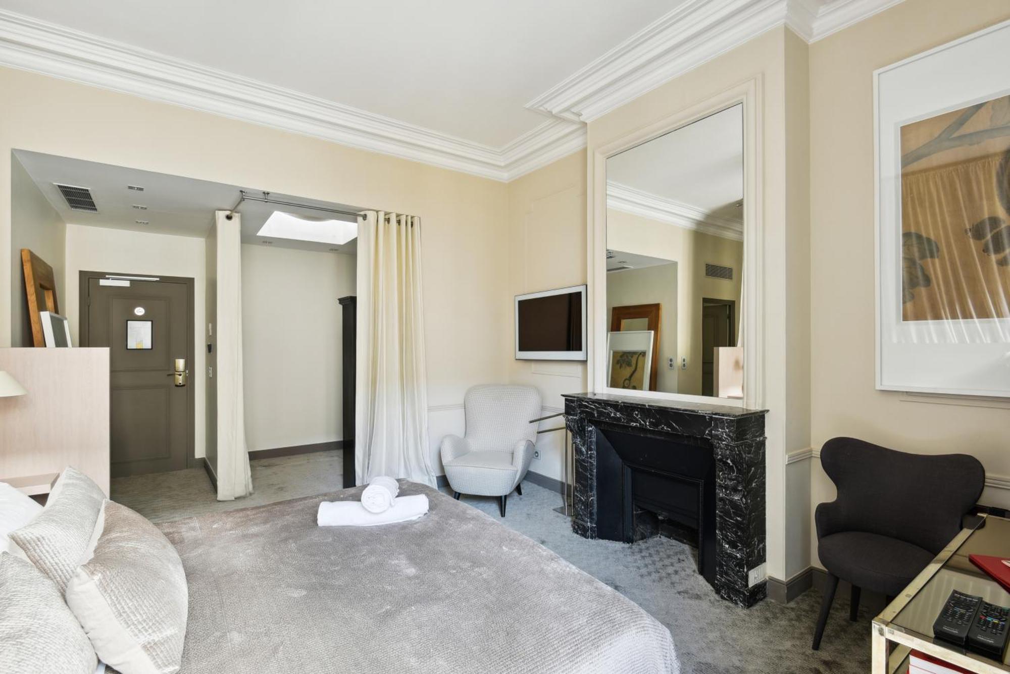 Le Paris Singulier Hotel Room photo