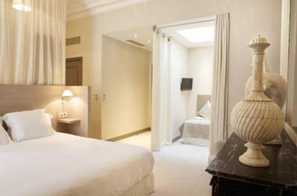 Le Paris Singulier Hotel Room photo