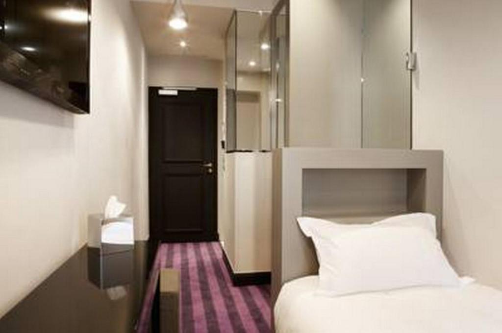 Le Paris Singulier Hotel Room photo